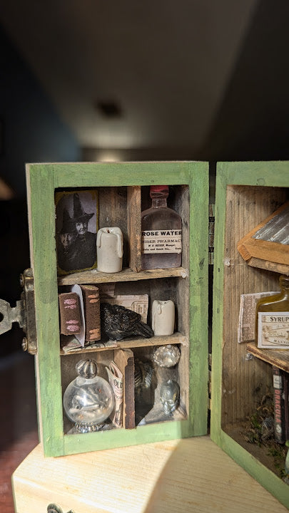 Tiny Apothecary Box Magnetic