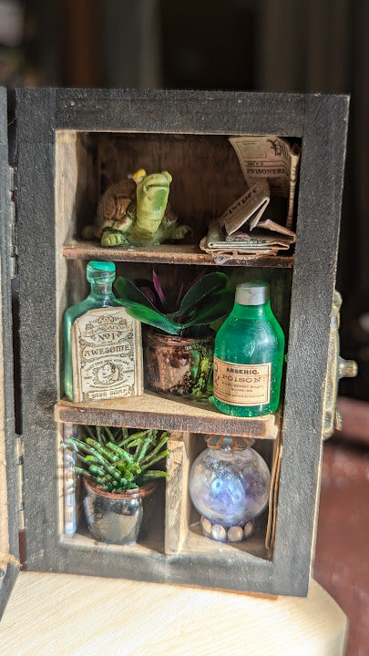 Tiny Apothecary Box Magnetic