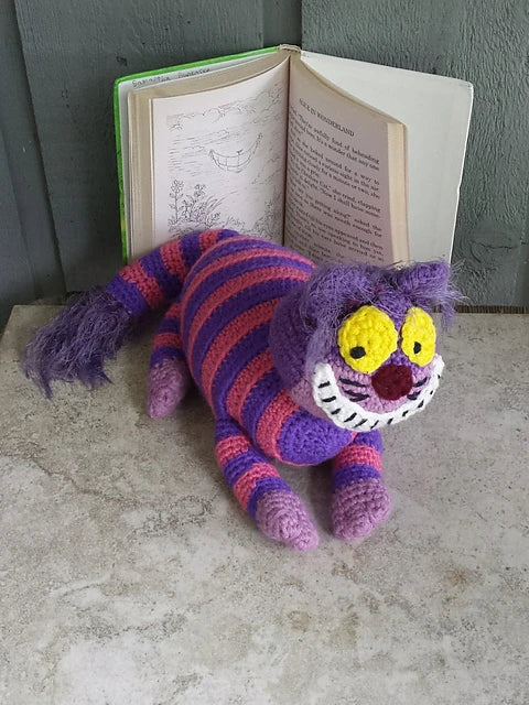 Cheshire Cat Alice in Wonderland Plush Stuffed Animal Crochet Pattern